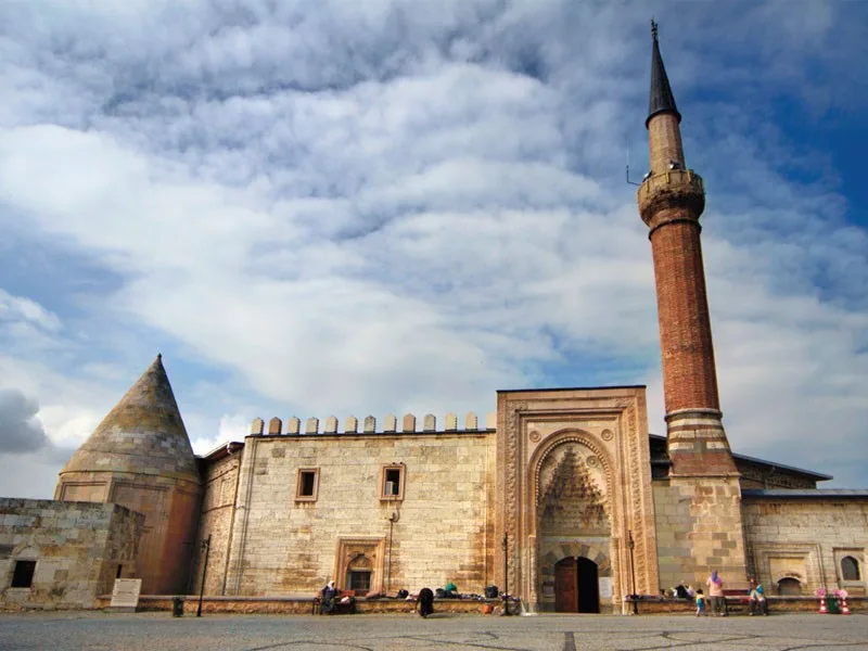 EŞREFOĞLU CAMİİ