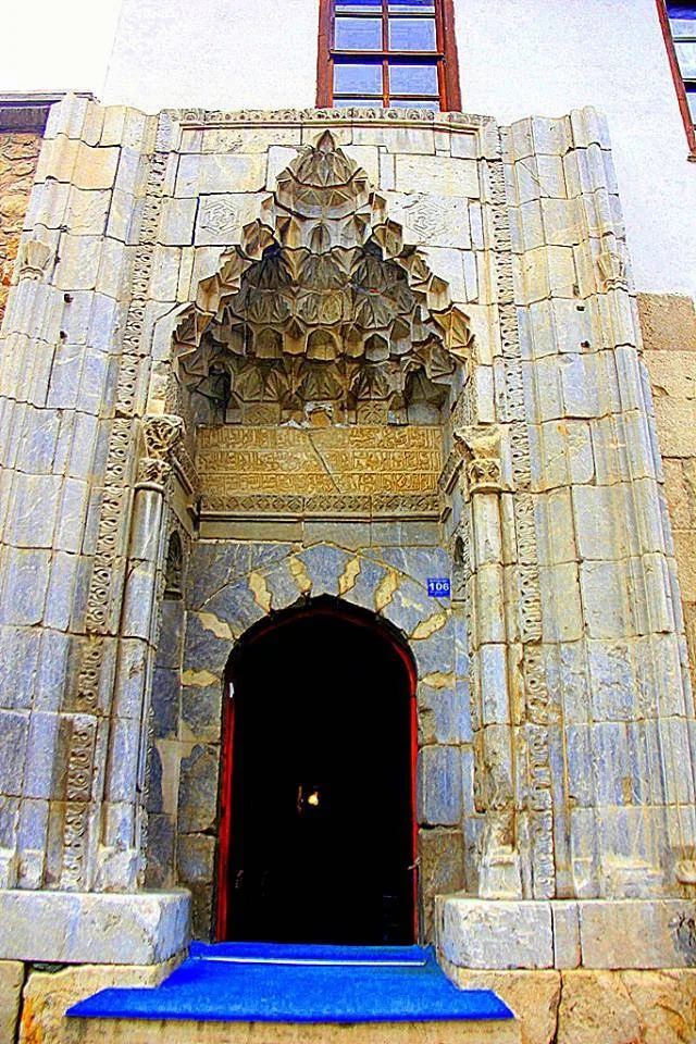 SÜMBÜL BABA SOHBET EVİ