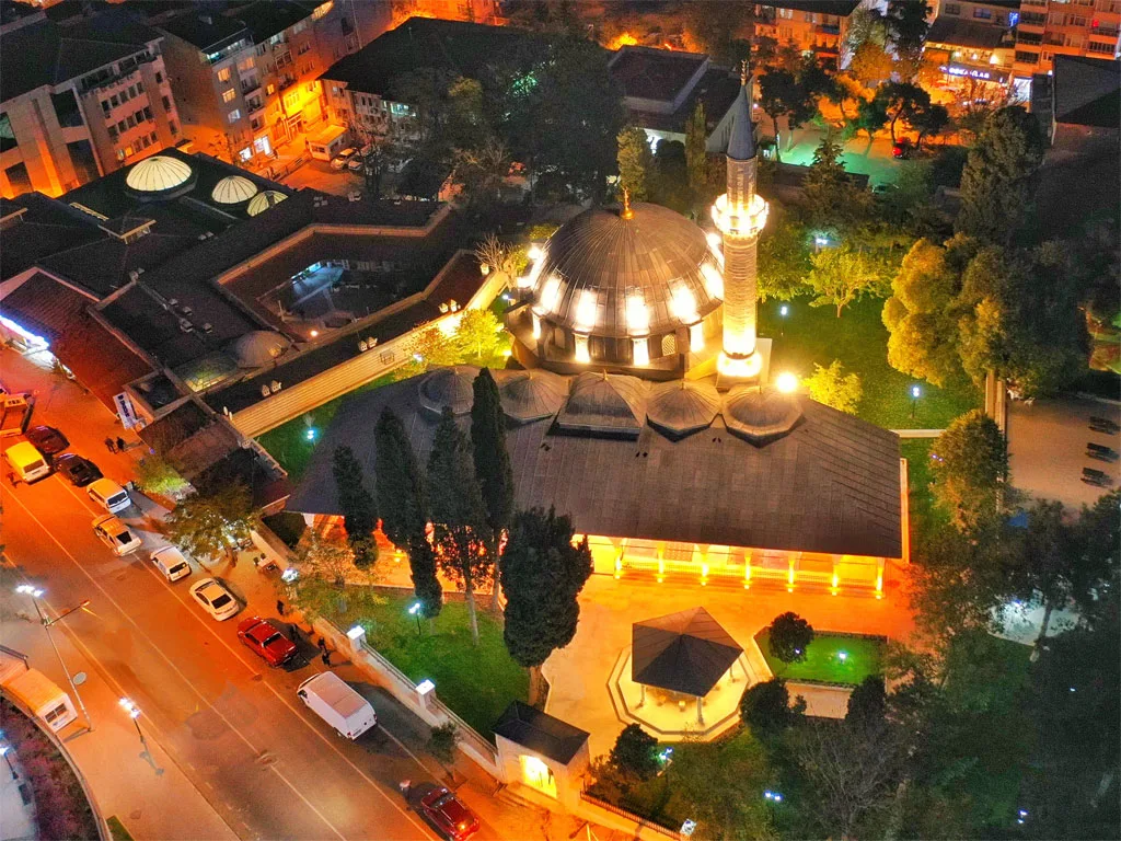 RÜSTEM PAŞA KÜLLİYESİ