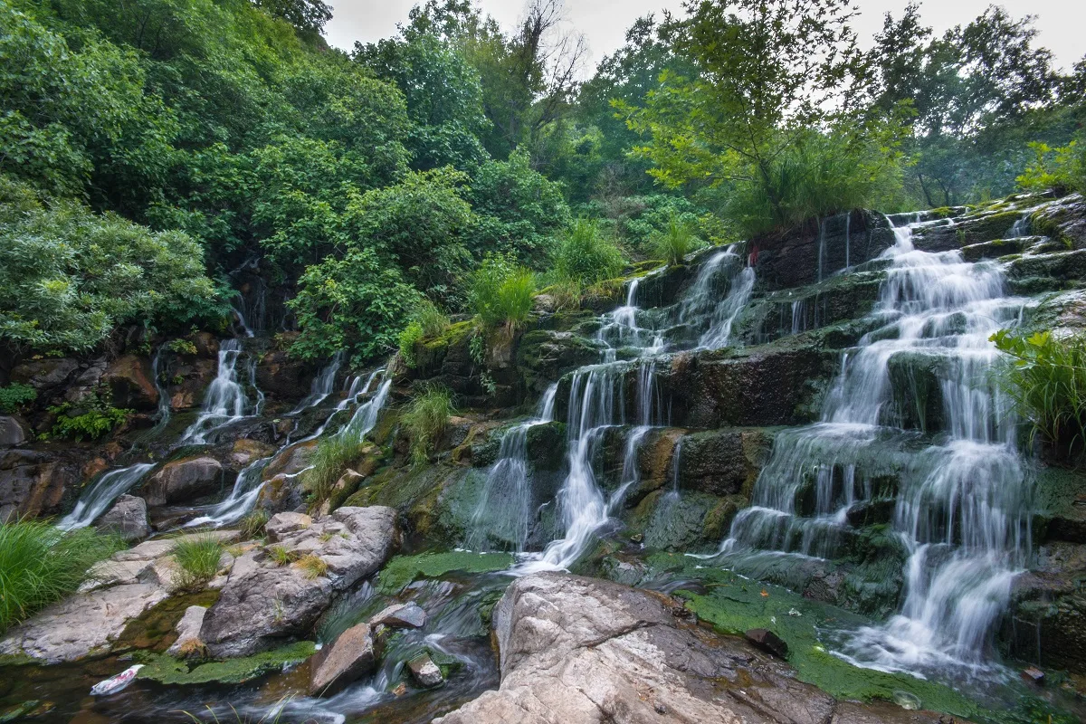 Şeyhandede Şelalesi