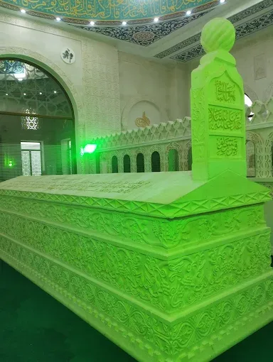 Hazreti Üzeyr Peygamber Türbesi