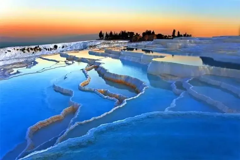 PAMUKKALE TRAVERTENLERİ