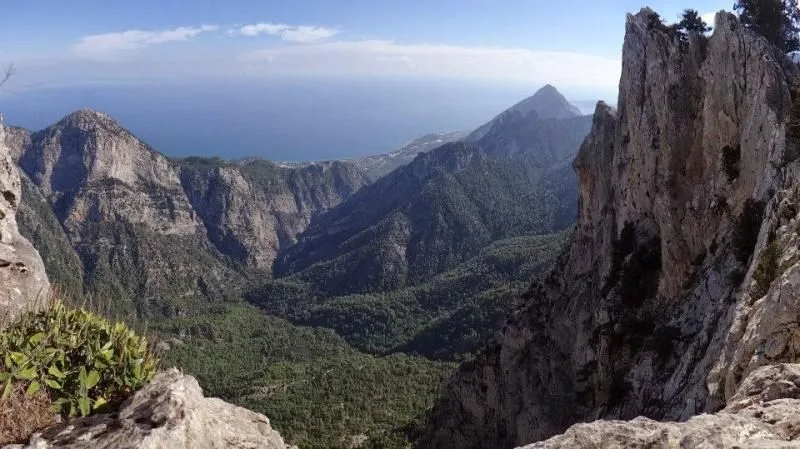 Dastaratacağı Dağı