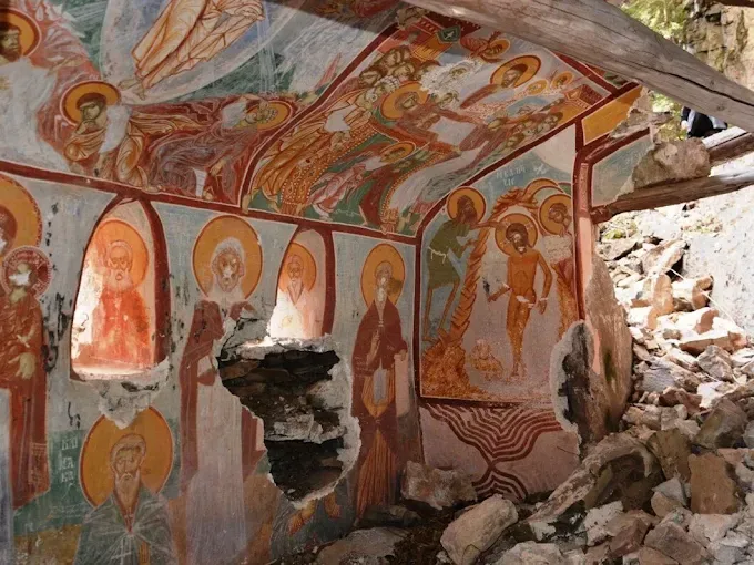 SÜMELA MANASTIRI