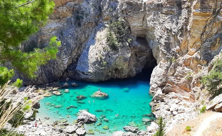 DELİK DENİZ KRAL KOYU