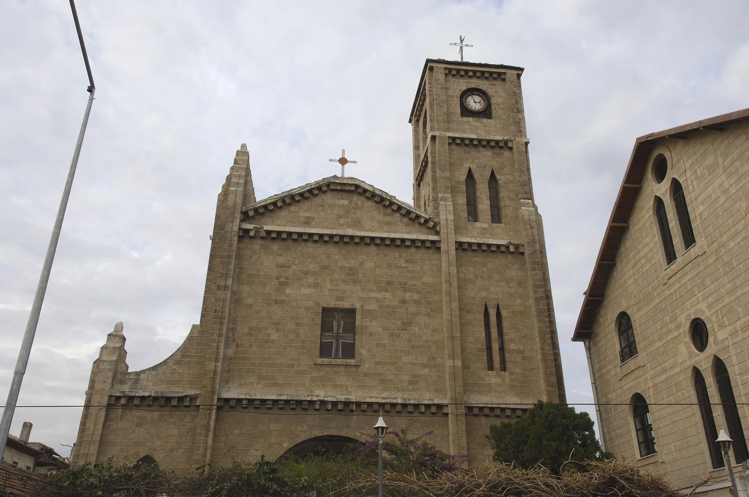 AZİZ ANTUAN LATİN KATOLİK KİLİSESİ