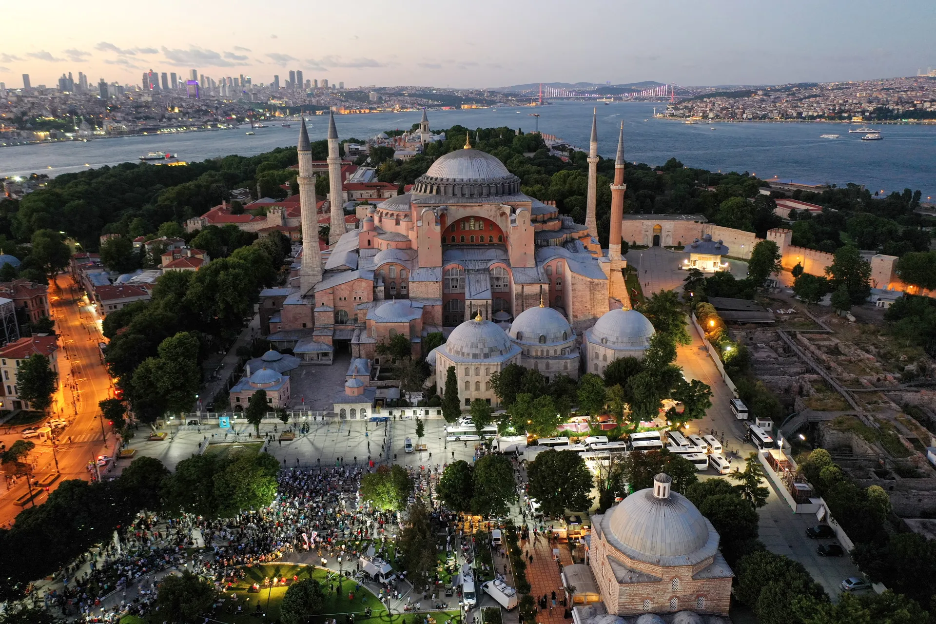AYASOFYA CAMİİ